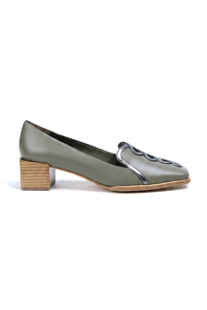 Cordía Olive Green Leather Loafers – Square Toe, 4cm Wooden Block Heel