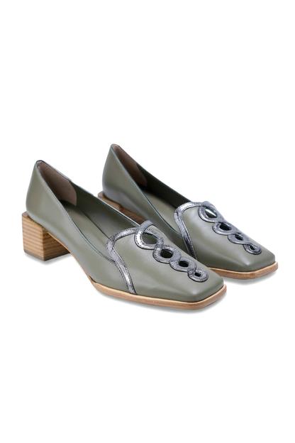 Cordía Olive Green Leather Loafers – Square Toe, 4cm Wooden Block Heel