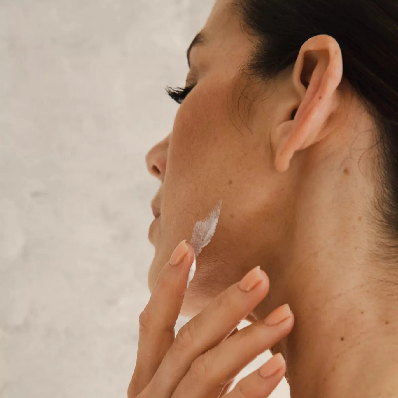 Líkami Facial Intensive Hydrating Cream – Ultra-hydraterende en revitaliserende gezichtscrème