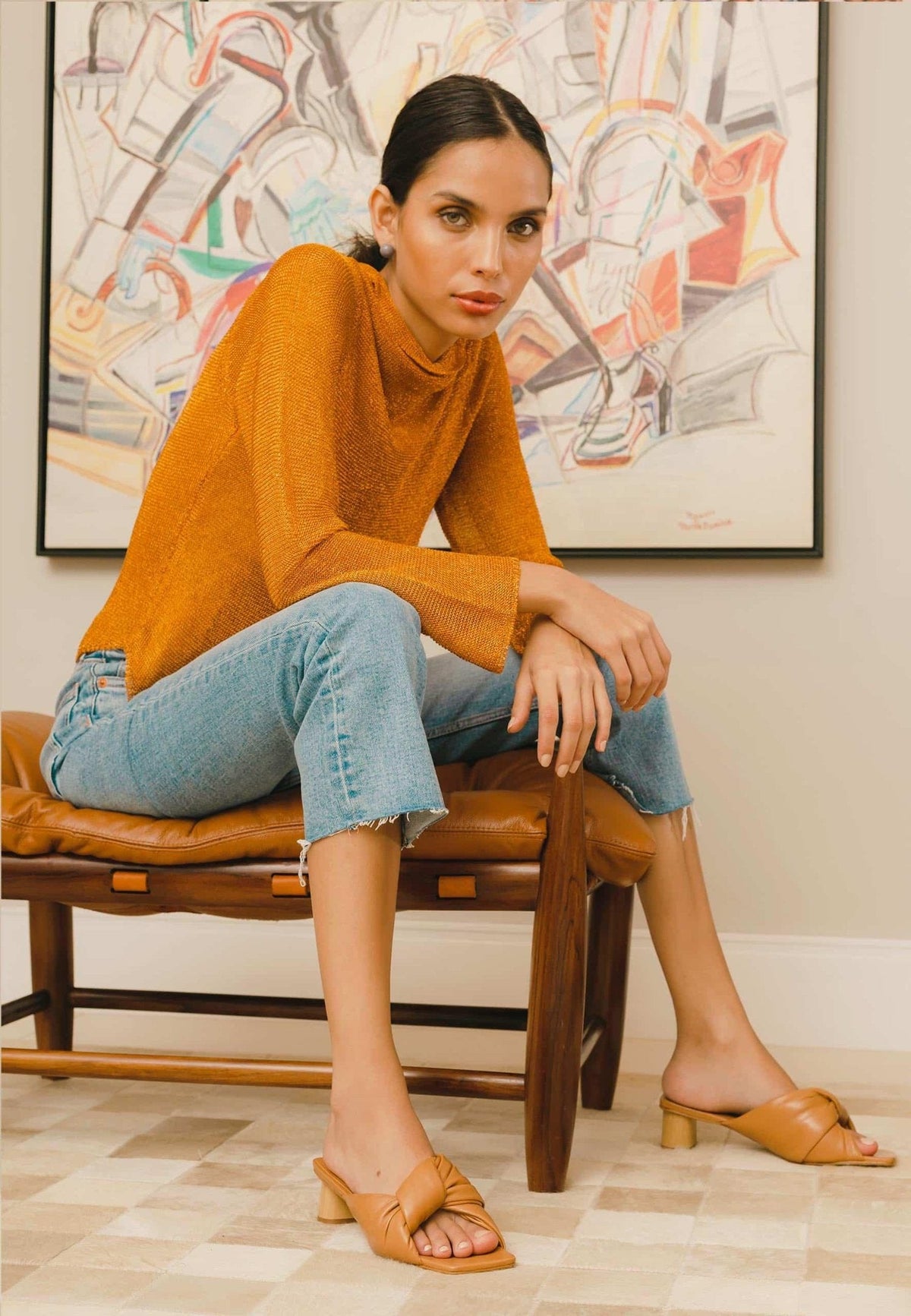 Carobá Caramel Leather Mules – 4.5cm Cylindrical Block Heel