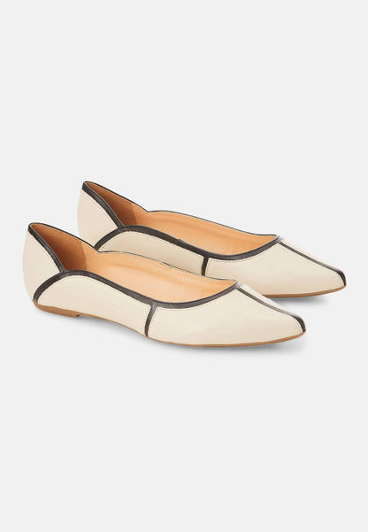 Pitanga Beige Leather Ballerinas