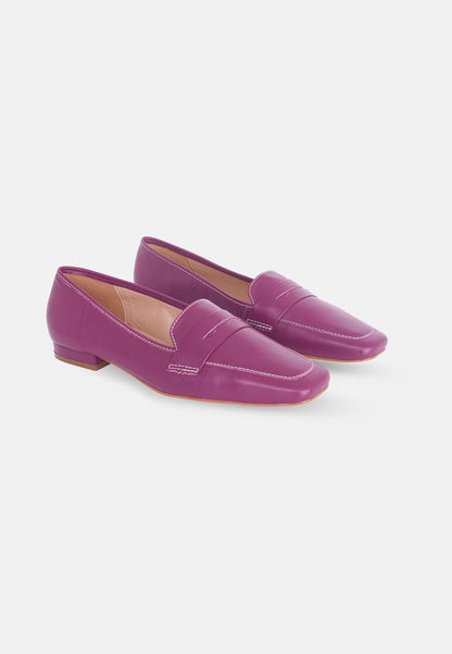 Cipó Purple Leather Square-Toe Loafers – Flat